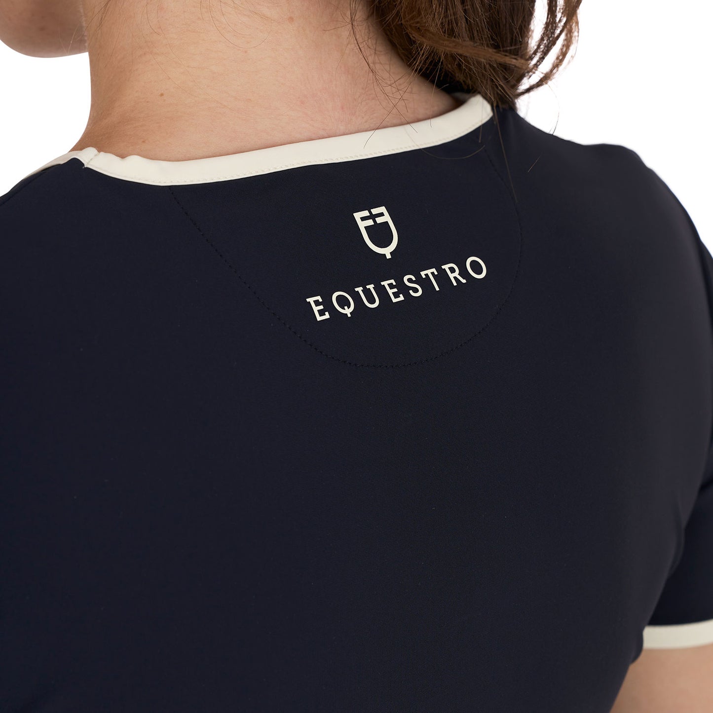 T-SHIRT DA ALLENAMENTO DONNA SLIM FIT CON RUCHES SUL PETTO EQUESTRO S25